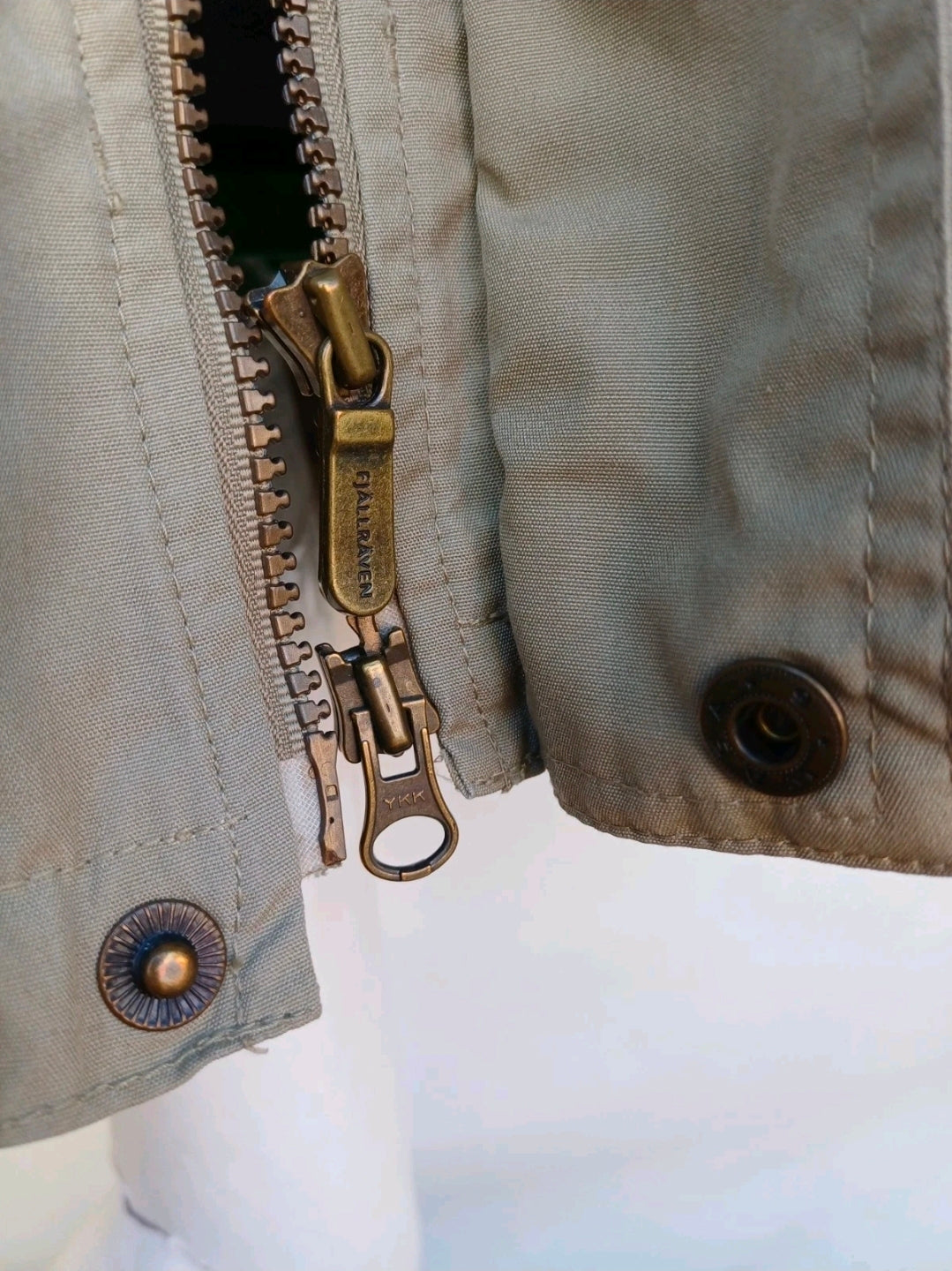 Vintage Fjallraven G-1000 Reporter Vest Mesh Lining Multi Pockets Mens XL