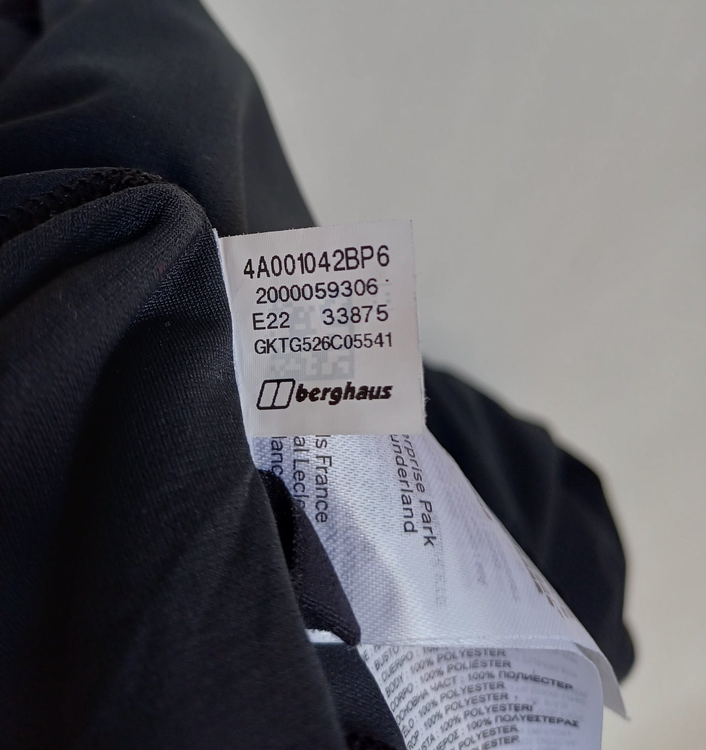 New Without Tags Berghaus Half Zip Baselayer Mens L