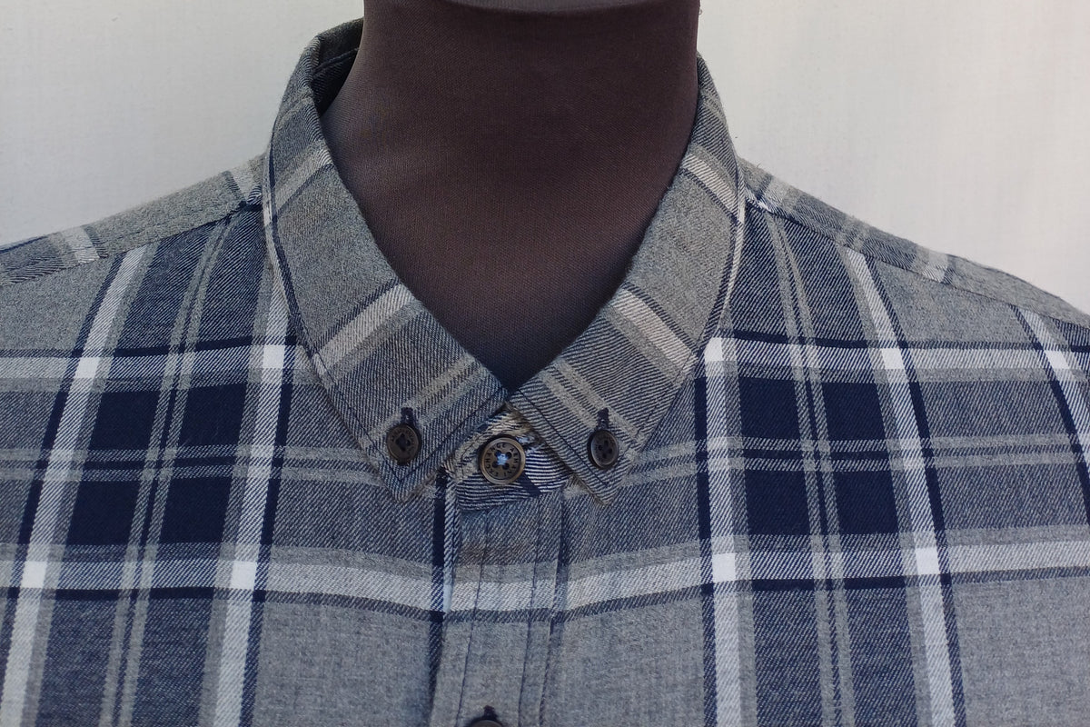 Armani Exchange Regular Fit Cotton Plaid Button-Down Shirt Mens XL