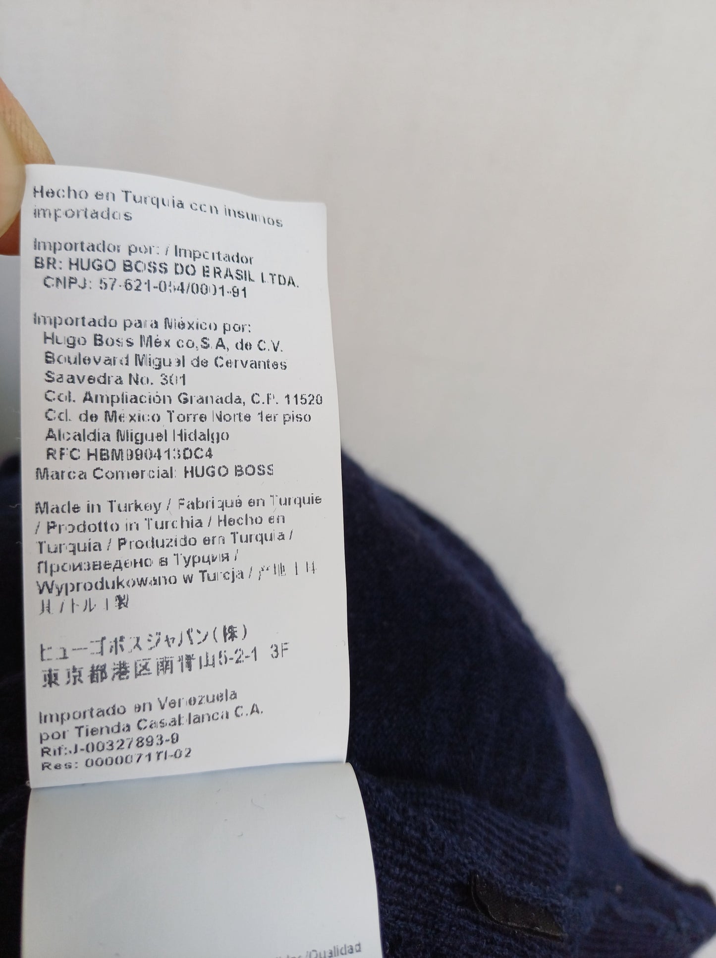 Hugo Boss 100% wool Turtle Neck Sweater Mens XL