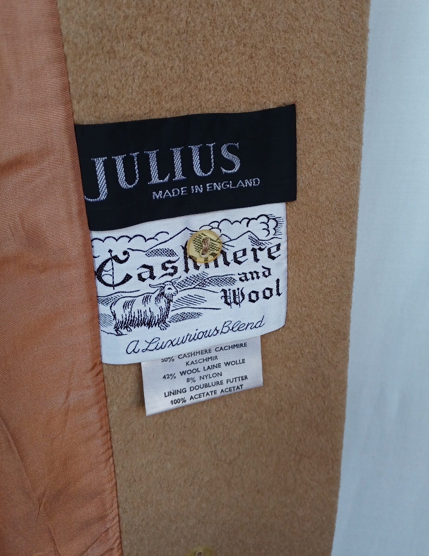 Vintage Julius Womens Button Cashmere/Wool Coat Size UK 17/EU 44/Large