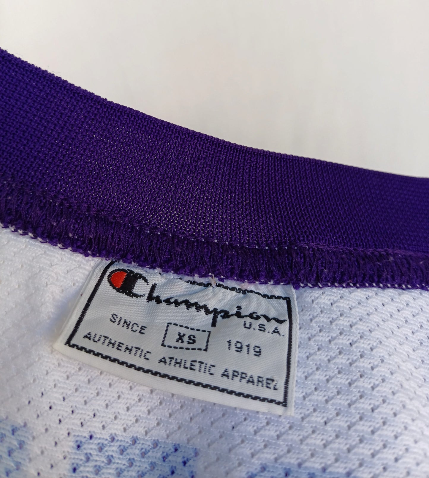 Vintage Toronto Raptors #15 Carter Champion Shirt Mens XS