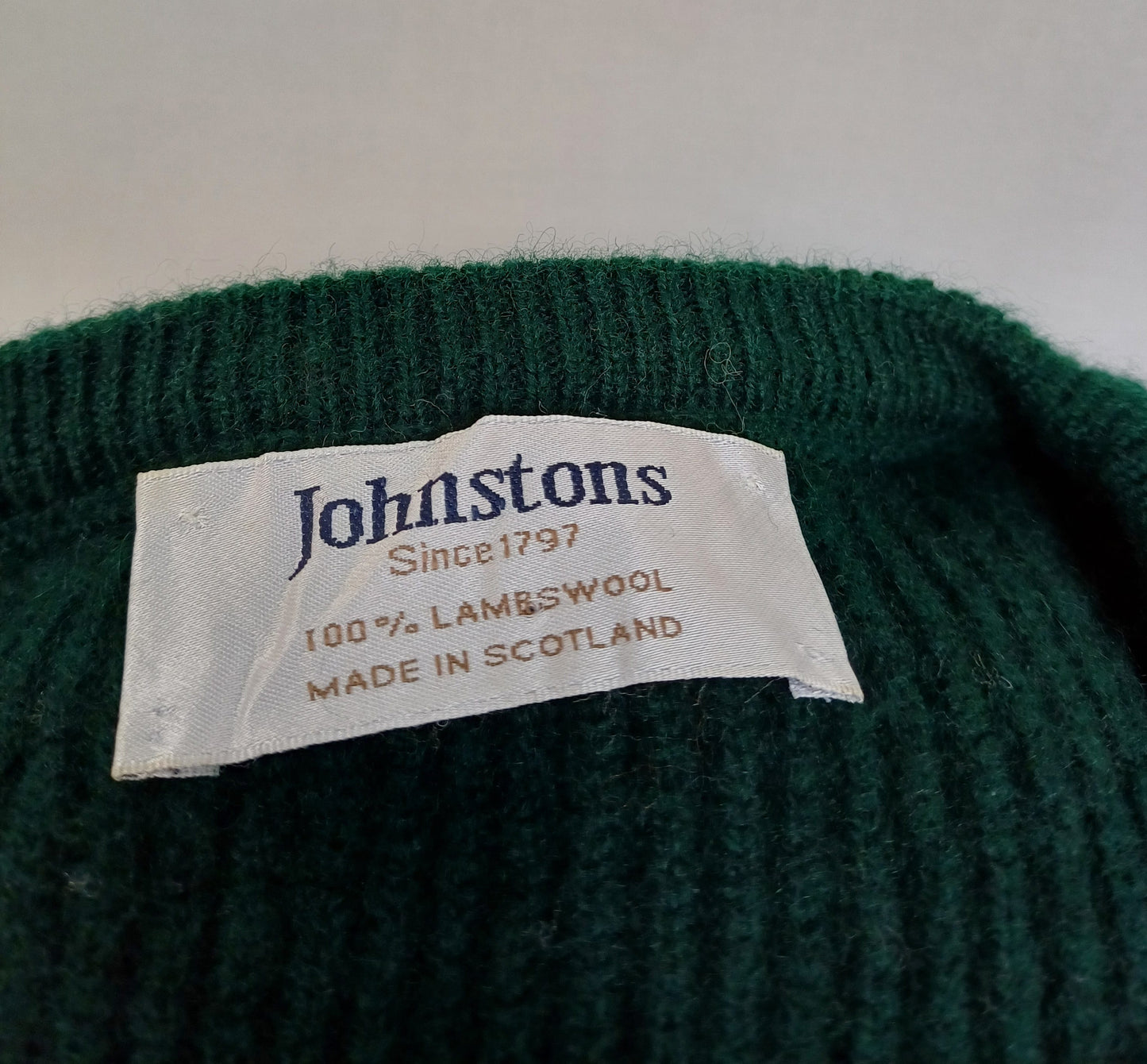 Vintage Johnstons Lambswool Crew Neck Sweater Mens 2XL