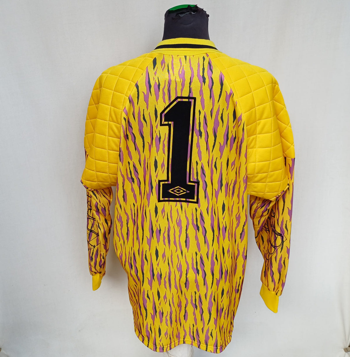 Vintage Umbro 1991/93 #1 Goalkeeper Template Shirt Mens L