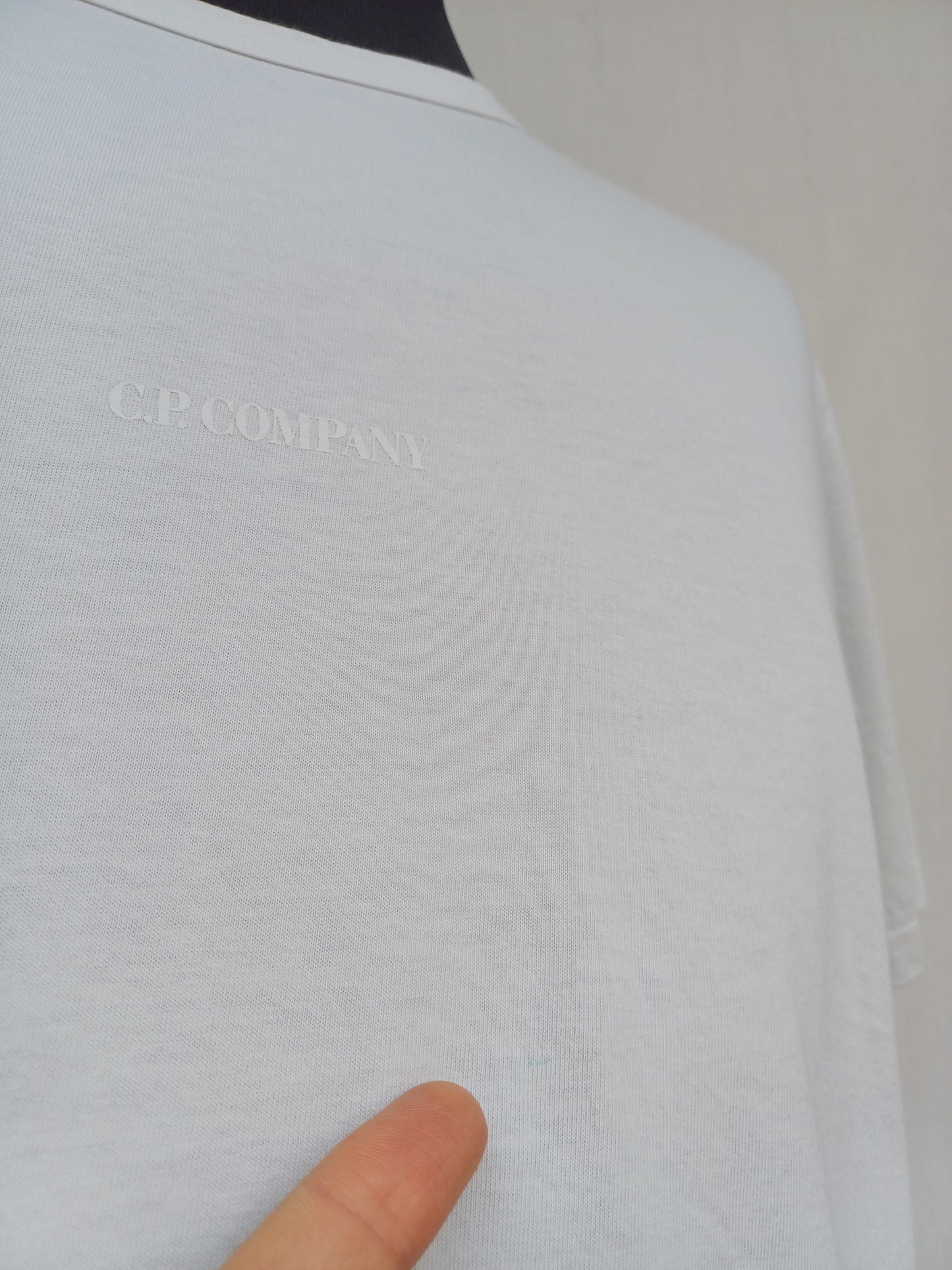 CP Company Resist Dyed Front Logo Crew Neck T-Shirt Mens M