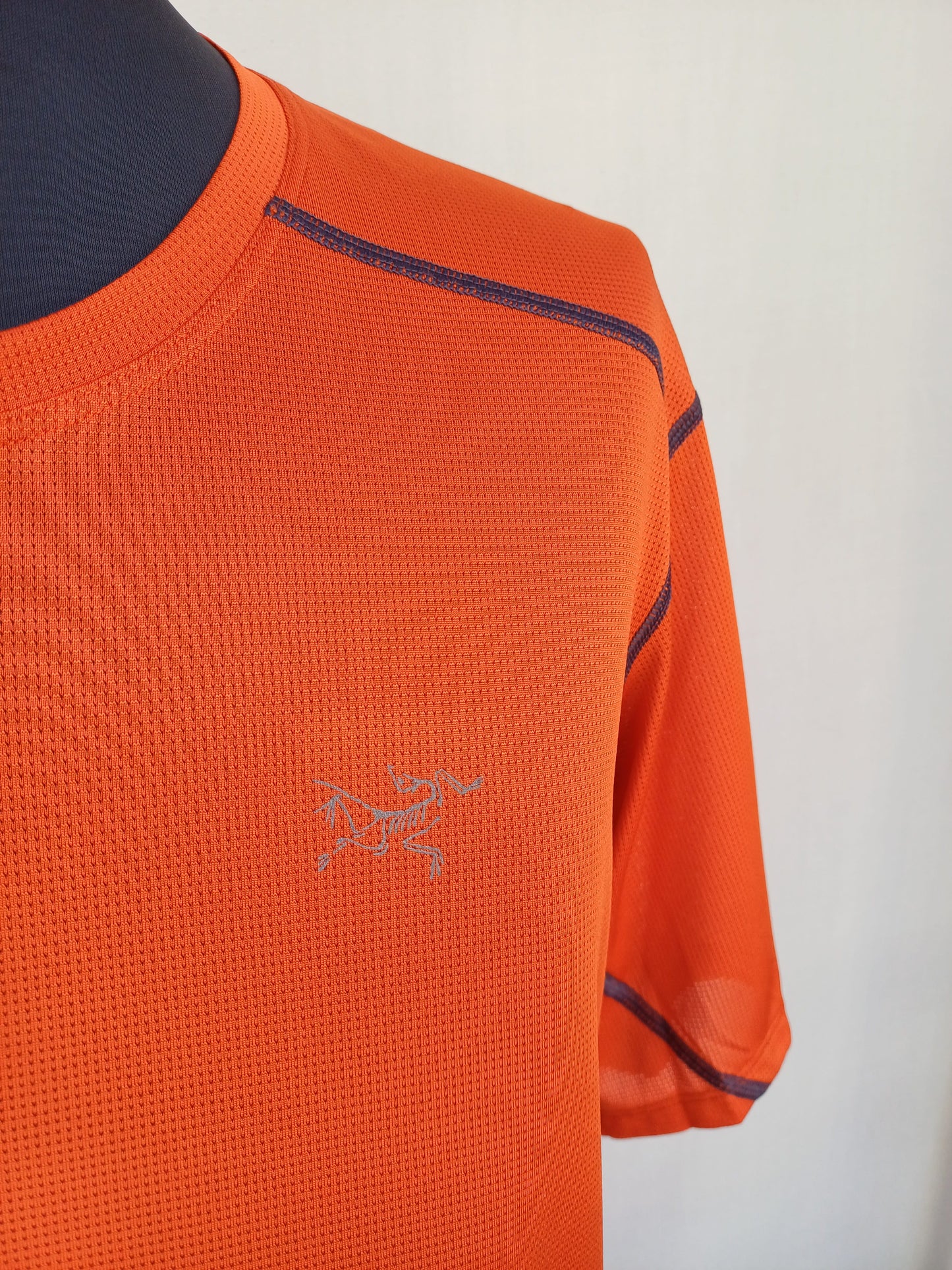 Arcteryx Actinium Short Sleeve T-Shirt Crewneck Mens M