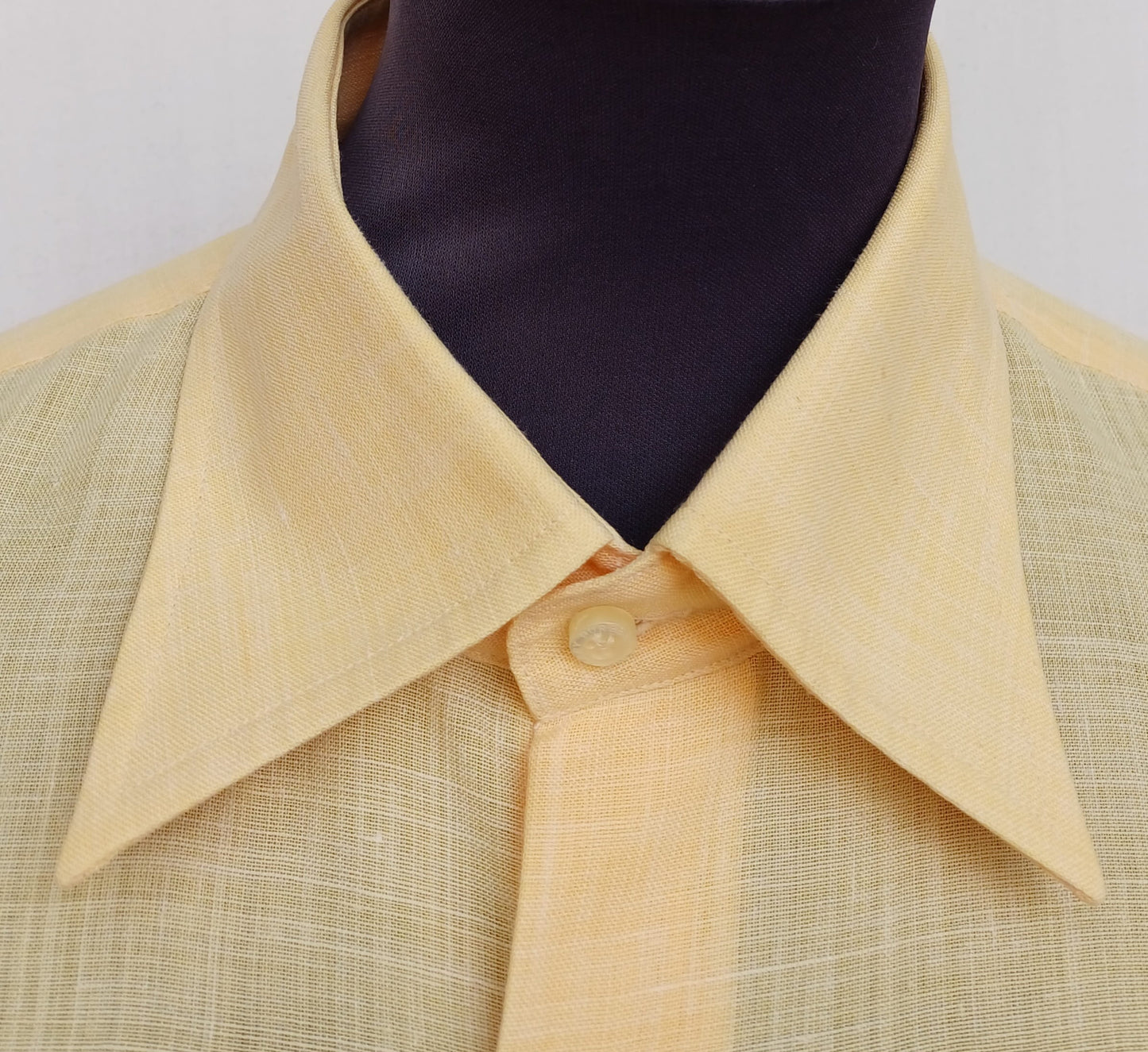 Burberry London Linen/Polyester Button-Up Shirt Mens L