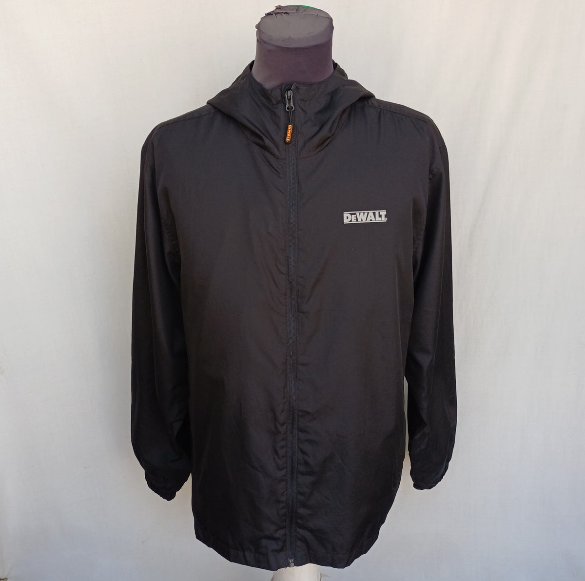 DeWalt Full Zip Lightweight Packable Jacket Mens L