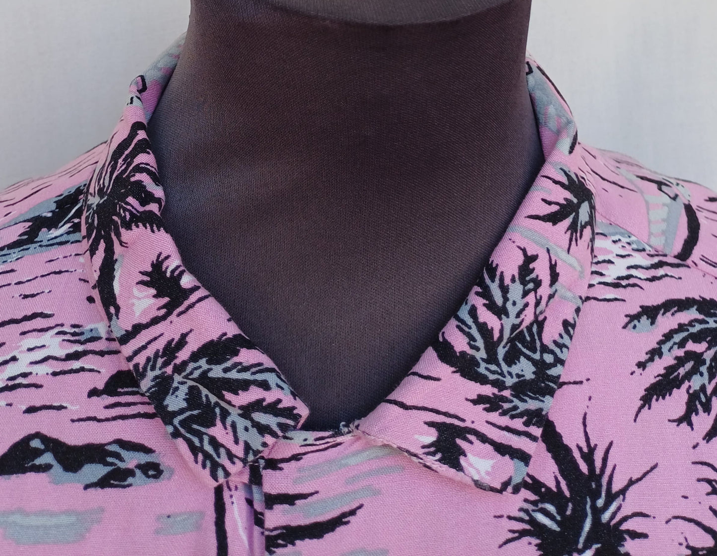 River Island Palm Tree Button Revere Shirt Mens L