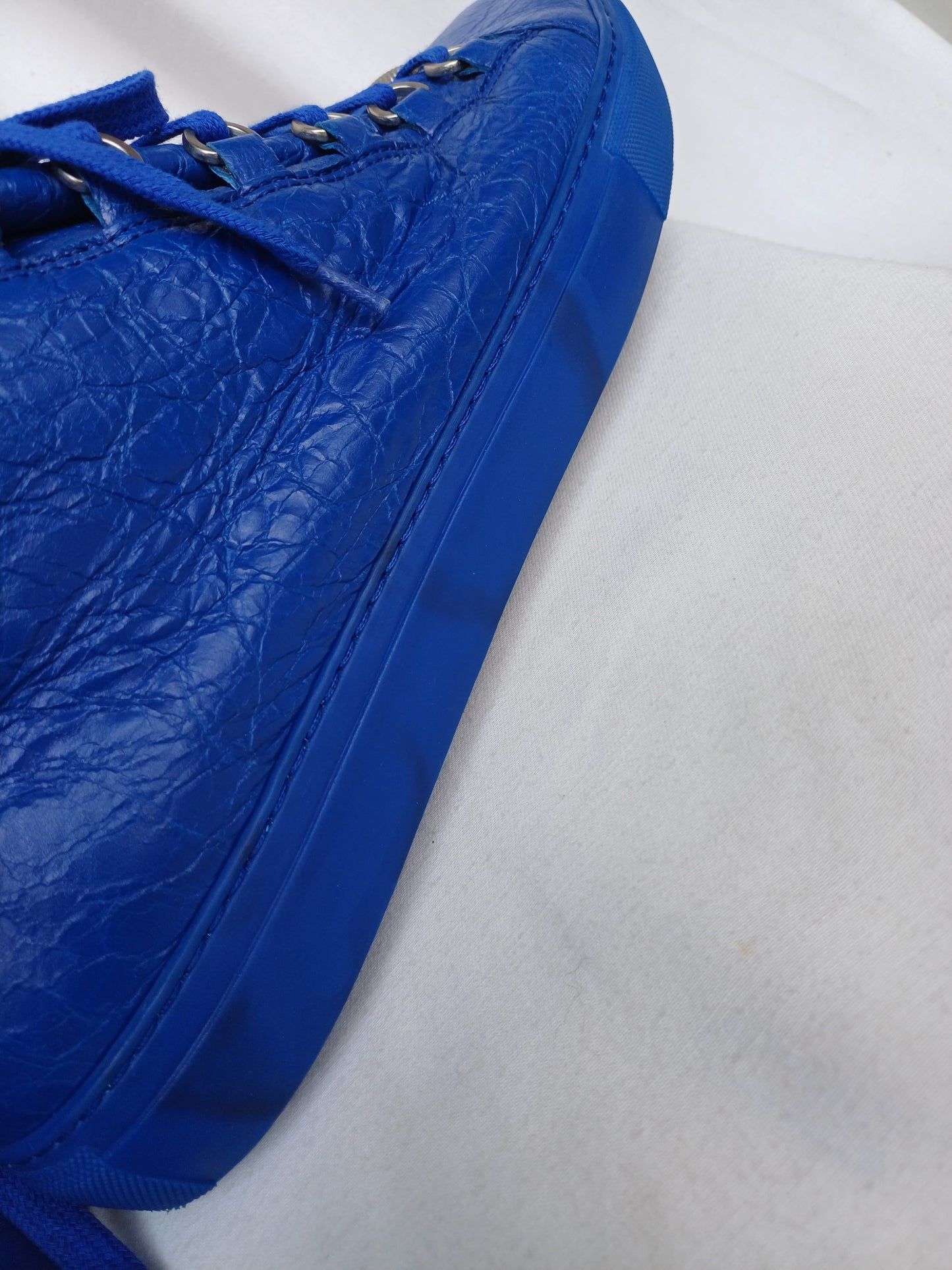 Balenciaga Arena High Top Trainers Size EU 43