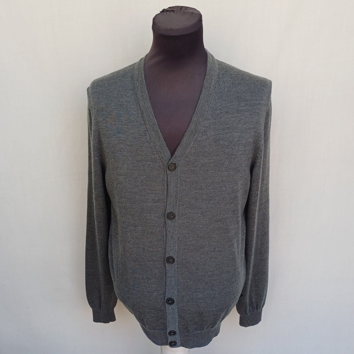 Hugo Boss Slim Fit 100% Wool Button Cardigan Sweater Size Men M
