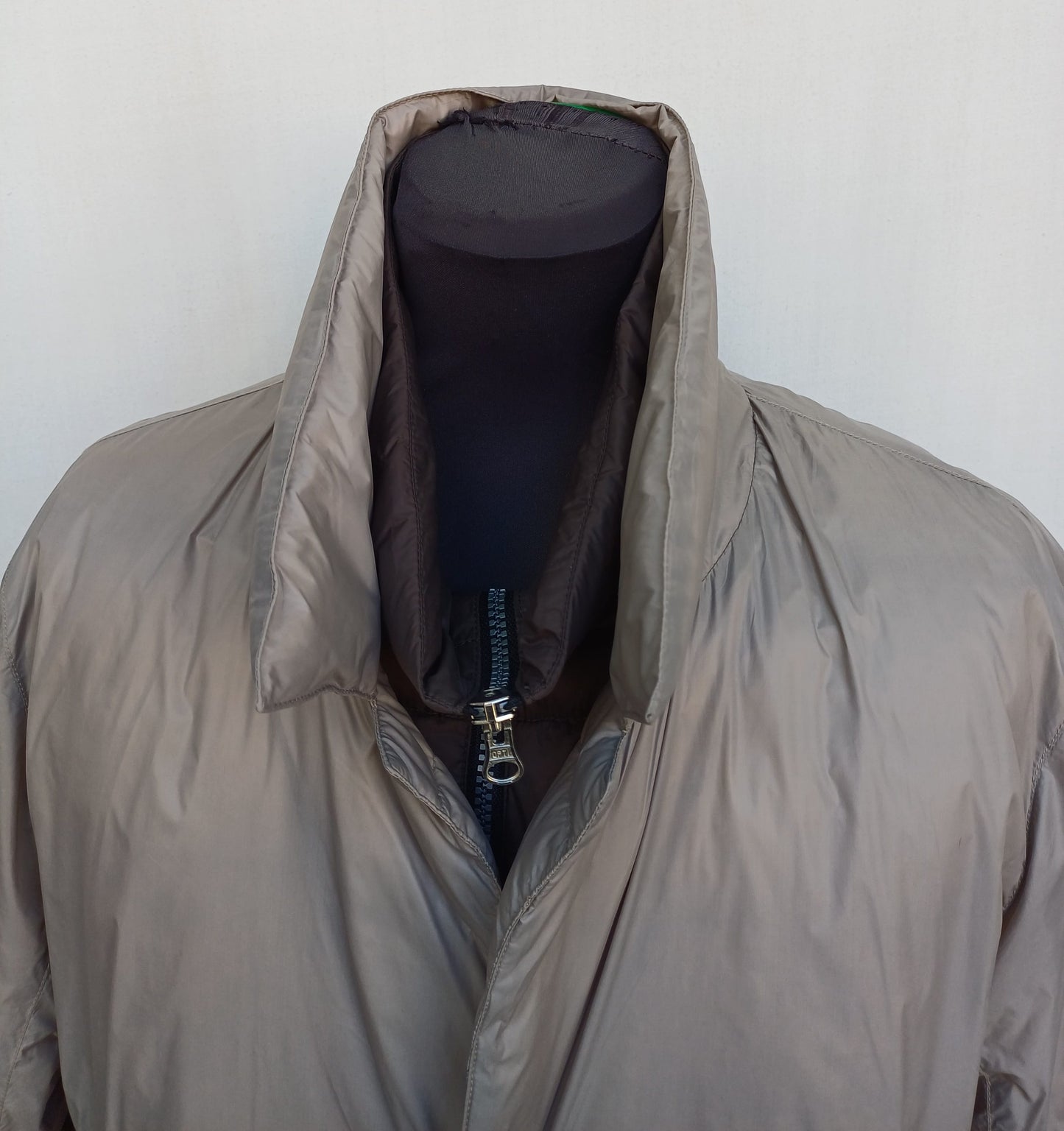 Vuarnet Mens Zip/Snap Puffer Feather Long coat Size 54