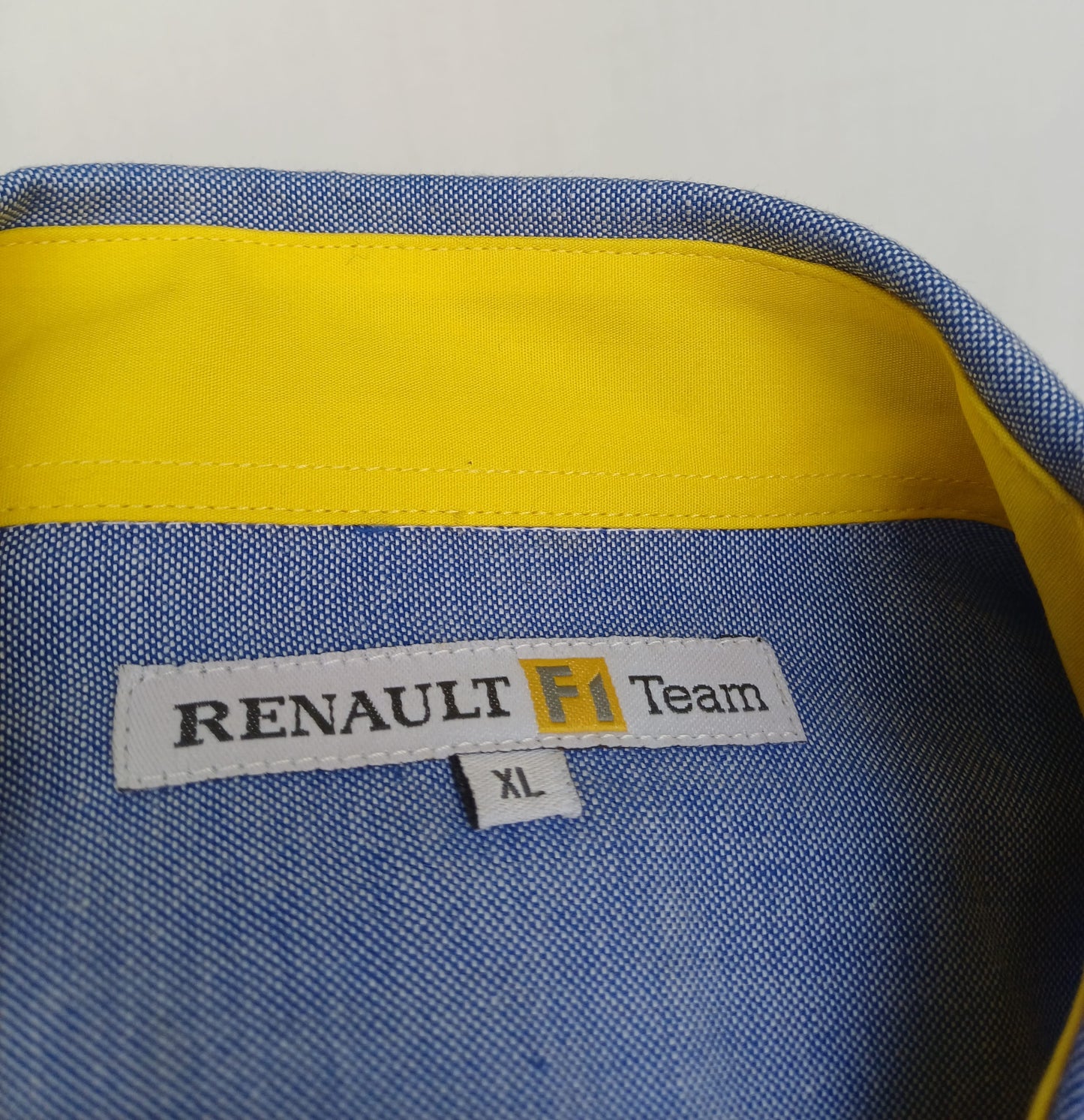 Fernando Alonso Signed Renault F1 team Formula One Button Shirt Mens XL