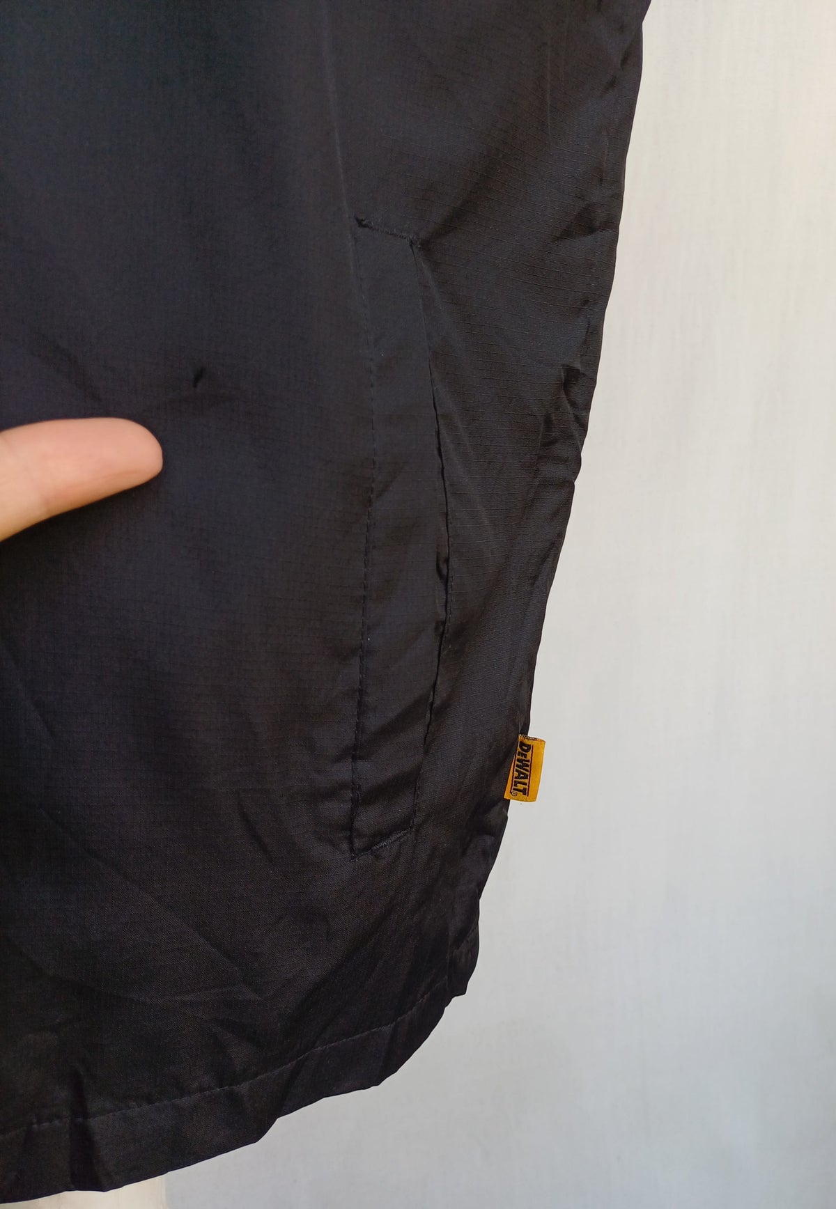 DeWalt Full Zip Lightweight Packable Jacket Mens L