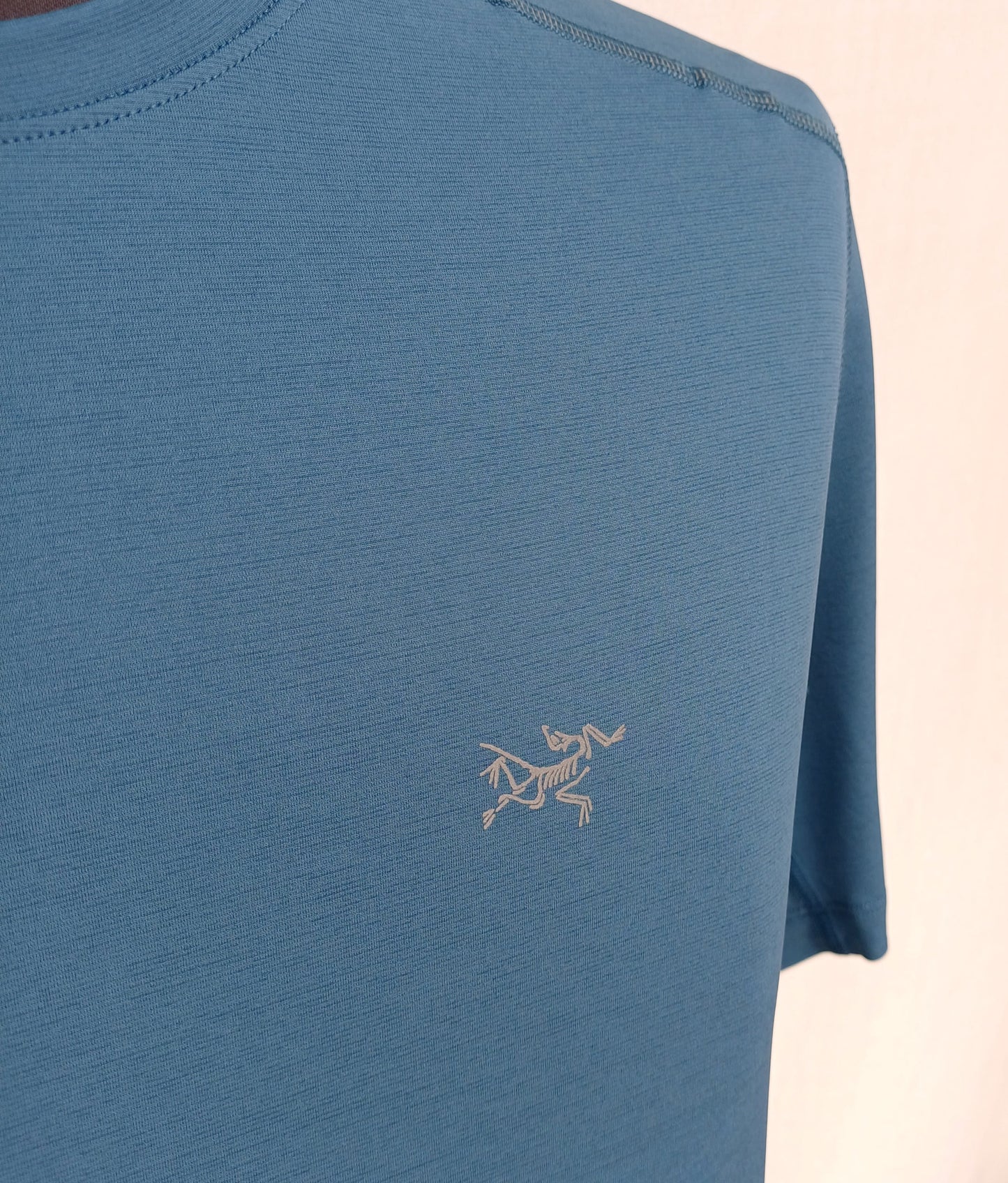 New With Tags Arcteryx Motus Crew Neck T-Shirt Mens S